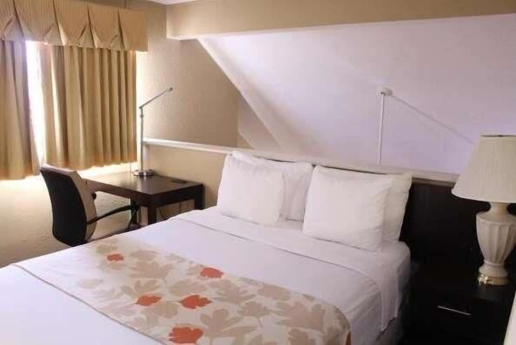 ฮอว์ทอร์น สวีท บาย วินด์แฮม วิชิตอ อีสต์ Hotel วิชิต้า ภายนอก รูปภาพ