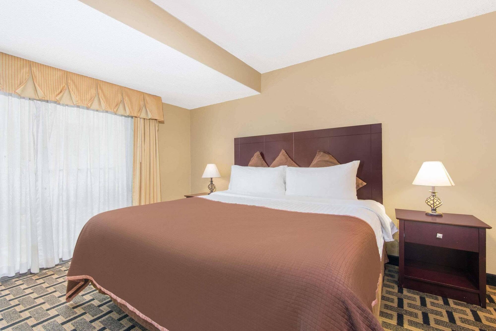ฮอว์ทอร์น สวีท บาย วินด์แฮม วิชิตอ อีสต์ Hotel วิชิต้า ภายนอก รูปภาพ